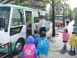 幼稚園のマイクロバス送迎ドライバー 神奈川県横浜市旭区の幼稚園 保育園 大型1種免許 マイクロバス 16 29人の求人 募集 日本運転手求人センター