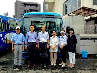 企業のマイクロバス送迎運転手　MC1376